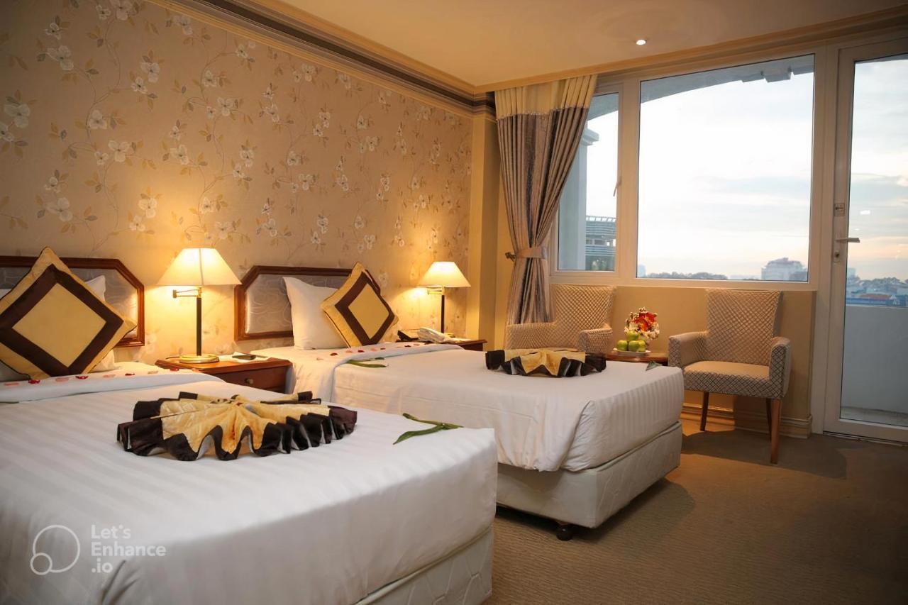 Lotus Saigon Hotel Ho Chi Minh-stad Buitenkant foto