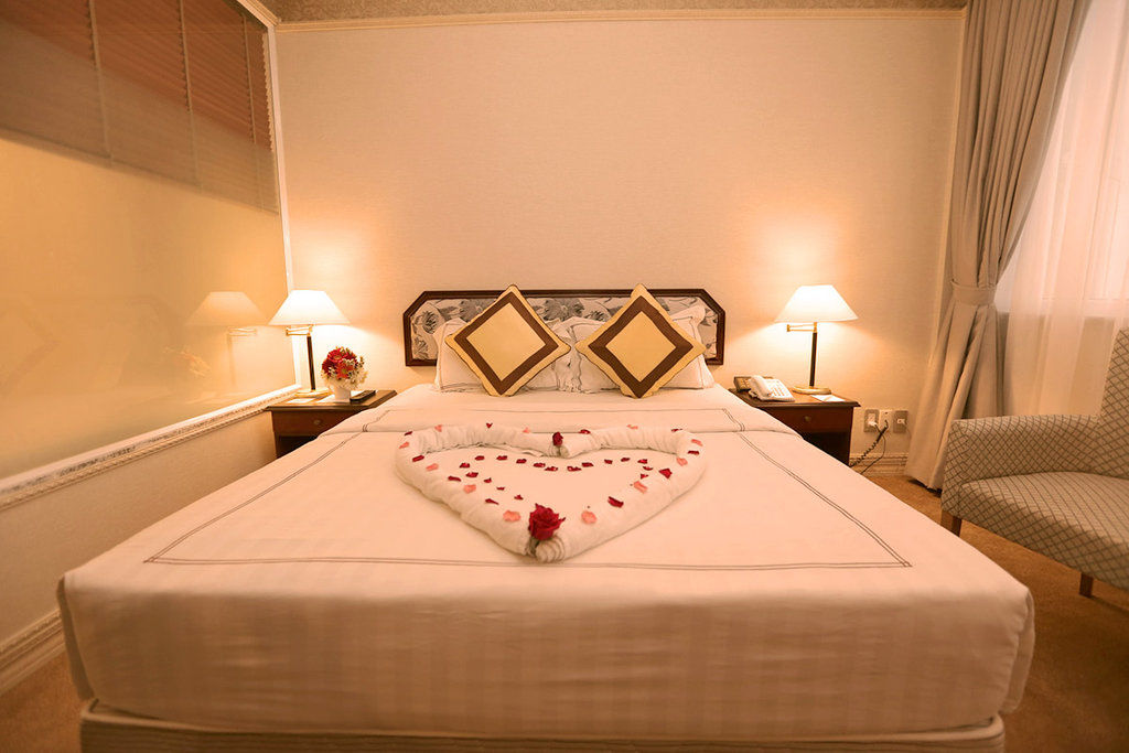 Lotus Saigon Hotel Ho Chi Minh-stad Buitenkant foto