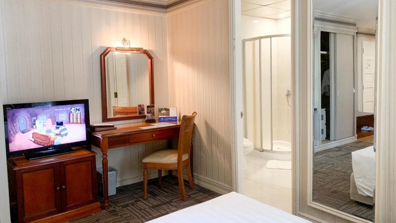 Lotus Saigon Hotel Ho Chi Minh-stad Buitenkant foto